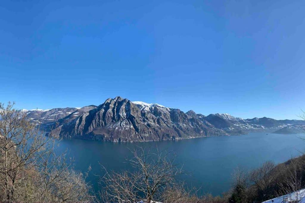 Cozy House On Iseo Lake Fonteno Exterior photo